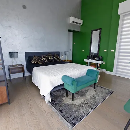 Penthouse Genneruxi Cagliari