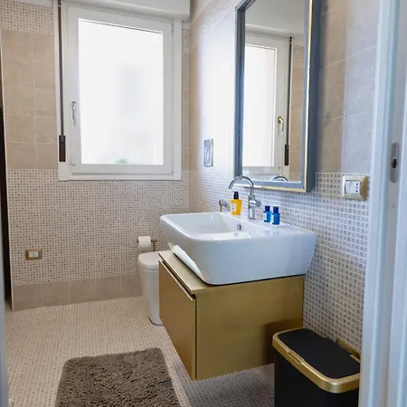 Penthouse Genneruxi 4*